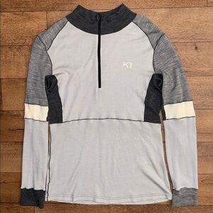 Kari Traa Size Medium Yndling Half Zip Base Layer 100% Wool Sweater Fall Winter